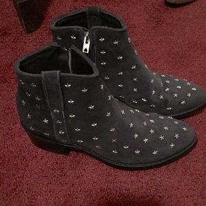 Mexicans Blue Suede Bootie’s